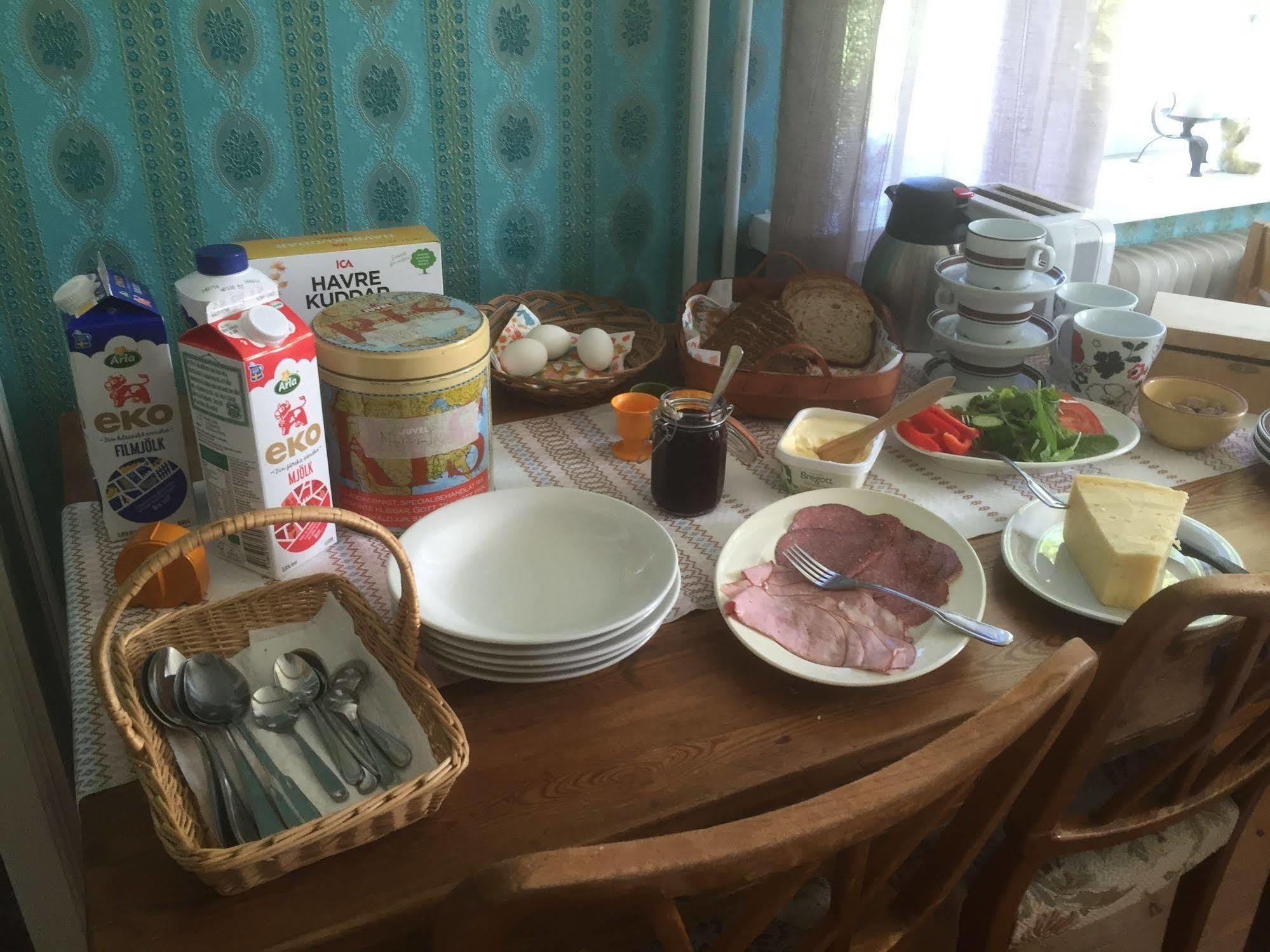 Mora Vandrarhem Och Gaesthem Vinäs Dış mekan fotoğraf